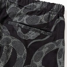 画像5: CALEE  ALLOVER SNAKE PATTERN EASY SHORTS ＜EXCLUSIVE>＞ (5)