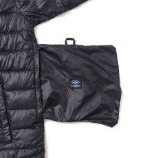 画像9: CHALLENGER  PACKABLE LIGHT DOWN JACKET (9)