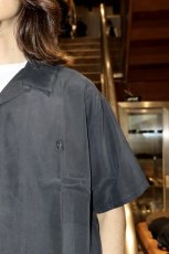 画像3: CALEE  SILKY TOUCH CAL NT LOGO EMBROIDERY SH (3)