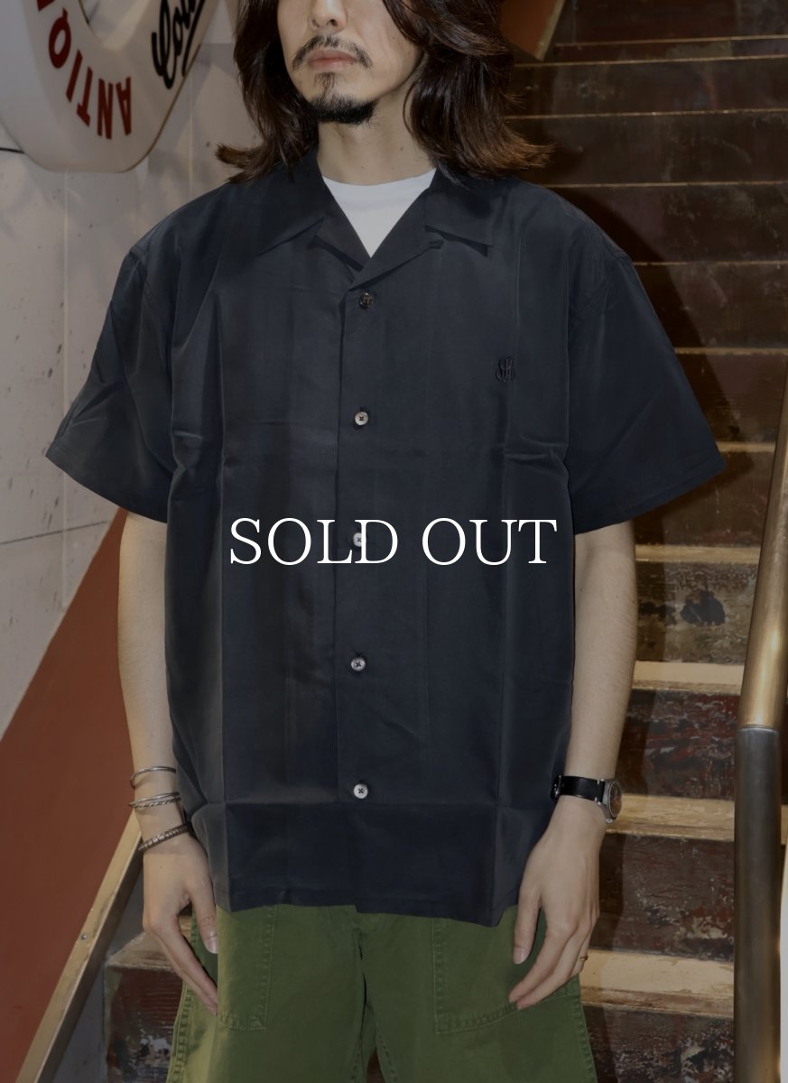 画像5: CALEE  SILKY TOUCH CAL NT LOGO EMBROIDERY SH (5)