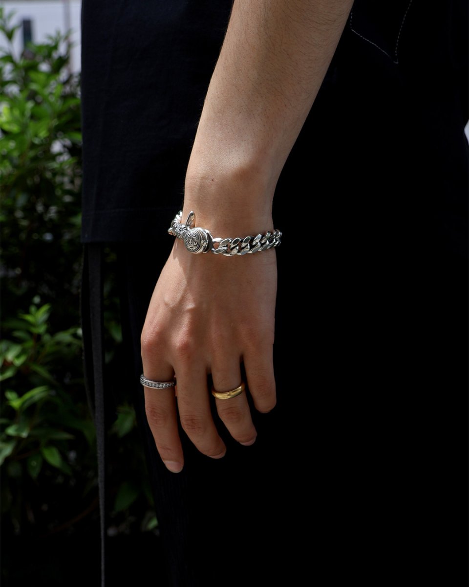 画像3: ANTIDOTE BUYERS CLUB   Engraved Miami Chain Bracelet (3)