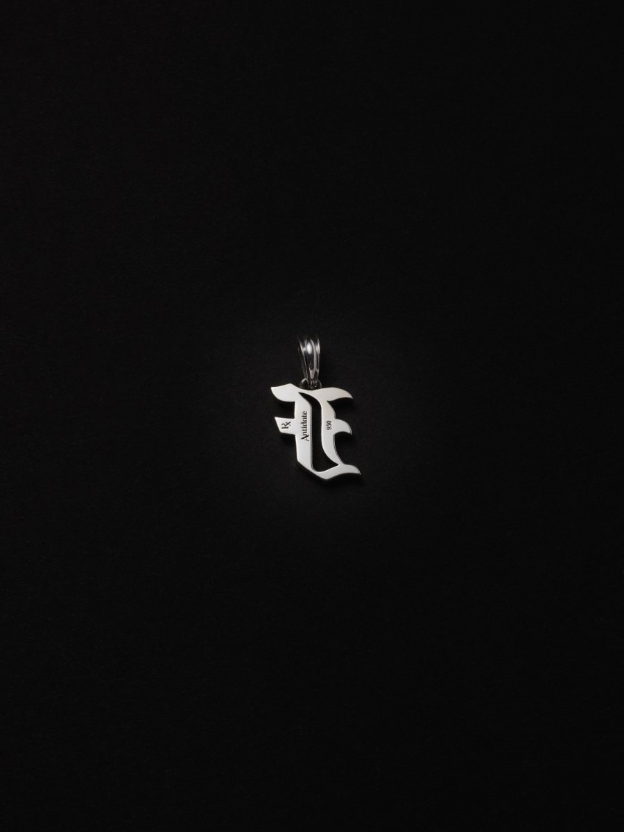 画像10: ANTIDOTE BUYERS CLUB   Engraved Initial Pendant (10)
