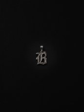 画像3: ANTIDOTE BUYERS CLUB   Engraved Initial Pendant (3)