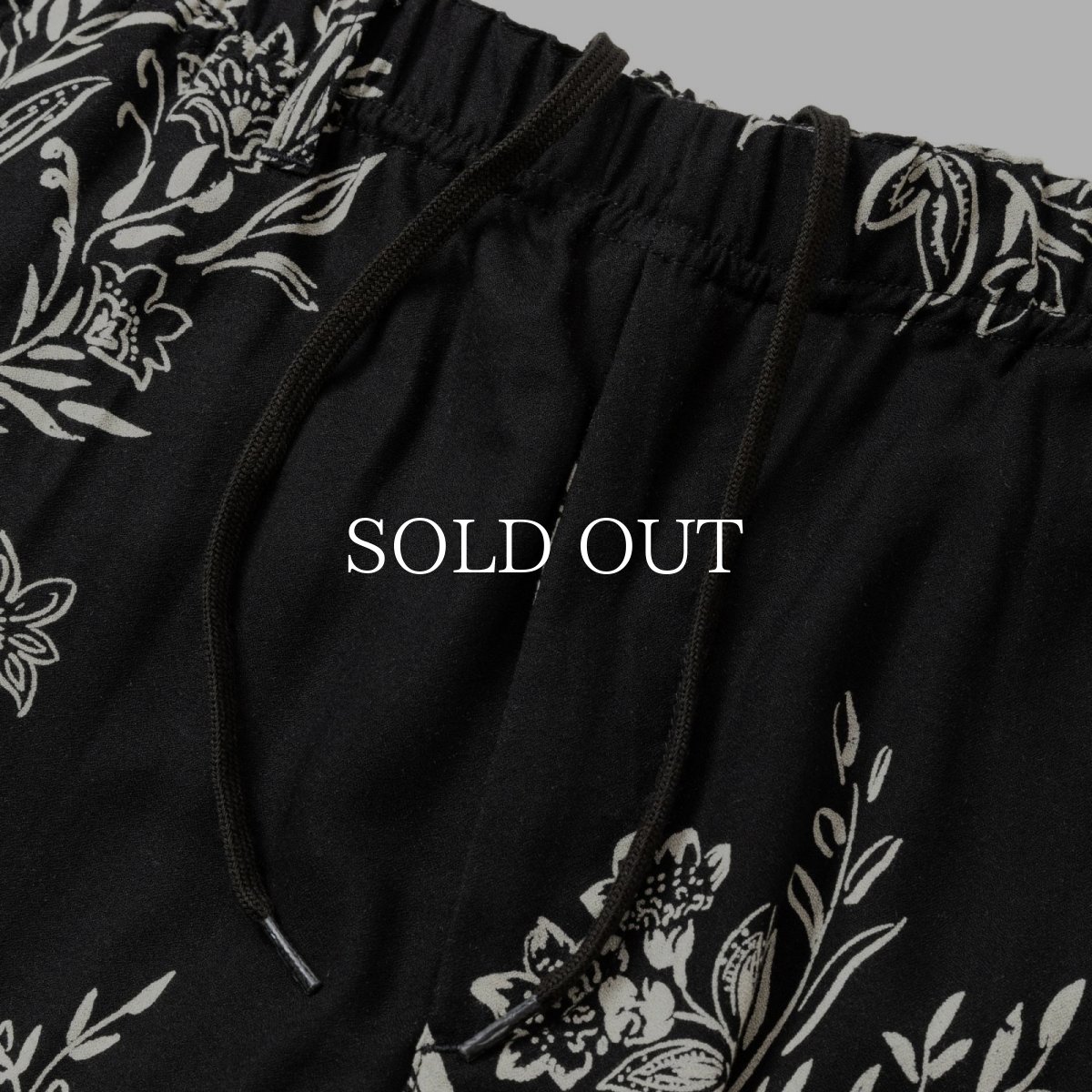 画像4: CALEE  FLOWER PATTERN RELAX PANTS (4)