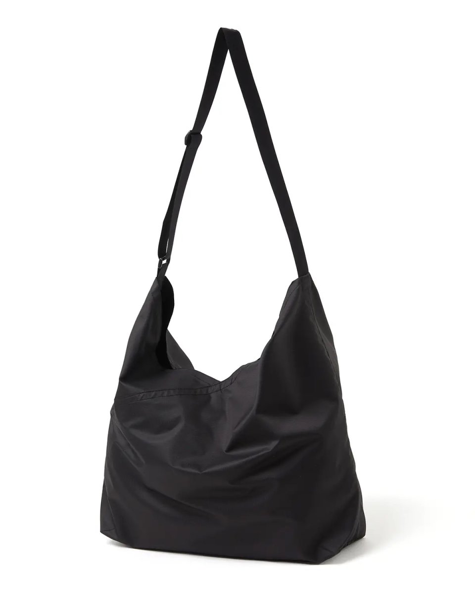 画像1: hobo  PACKABLE AZUMA SHOULDER BAG M POLY RIPSTOP (1)