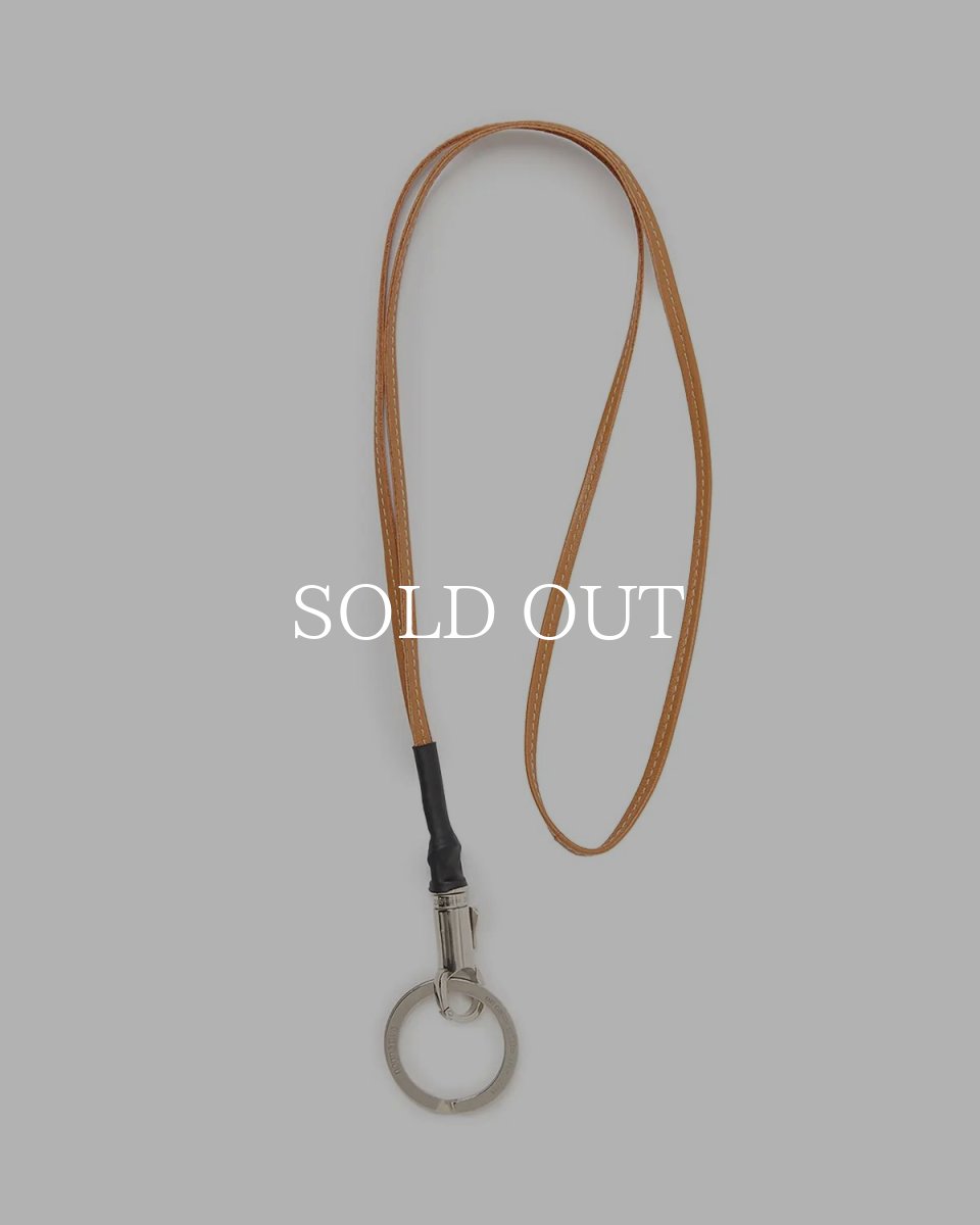 画像1: nonnative  DWELLER KEY RING BRASS WITH LEATHER STRAP by END (1)