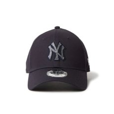 画像2: NEW ERA  9FORTY Rhinestone ニューヨーク・ヤンキース ネイビー (2)