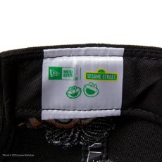 画像10: NEW ERA  キッズ Youth 9FIFTY SESAME STREET セサミストリート オールオーバー ブラック (10)