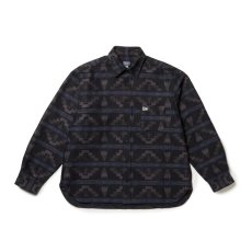 画像1: NEW ERA  長袖 オーバーサイズド シャツ Pendleton ペンドルトン ブラック (1)