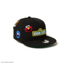 画像4: NEW ERA  キッズ Youth 9FIFTY SESAME STREET セサミストリート オールオーバー ブラック (4)