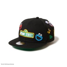 画像2: NEW ERA  キッズ Youth 9FIFTY SESAME STREET セサミストリート オールオーバー ブラック (2)