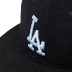 画像6: NEW ERA  RC 9FIFTY ロサンゼルス・ドジャース ブラック ブラックスウェードバイザー (6)