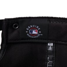画像8: NEW ERA  9TWENTY Micro Corduroy ロサンゼルス・ドジャース ブラック (8)