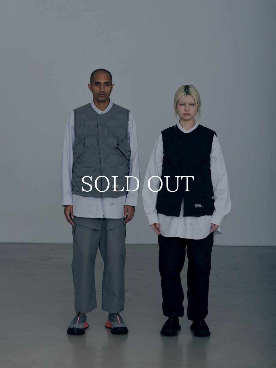 画像2: CMF OUTDOOR GARMENT  CMF WOVEN DOWN VEST (2)