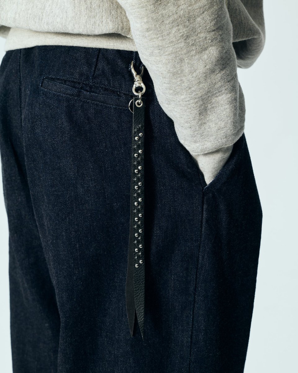 画像5: CALEE  ROUND & PYRAMID STUDS LEATHER LONG KEY RING (5)