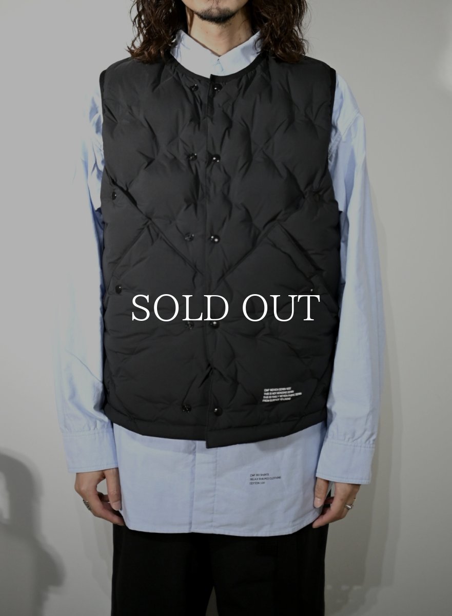 画像4: CMF OUTDOOR GARMENT  CMF WOVEN DOWN VEST (4)