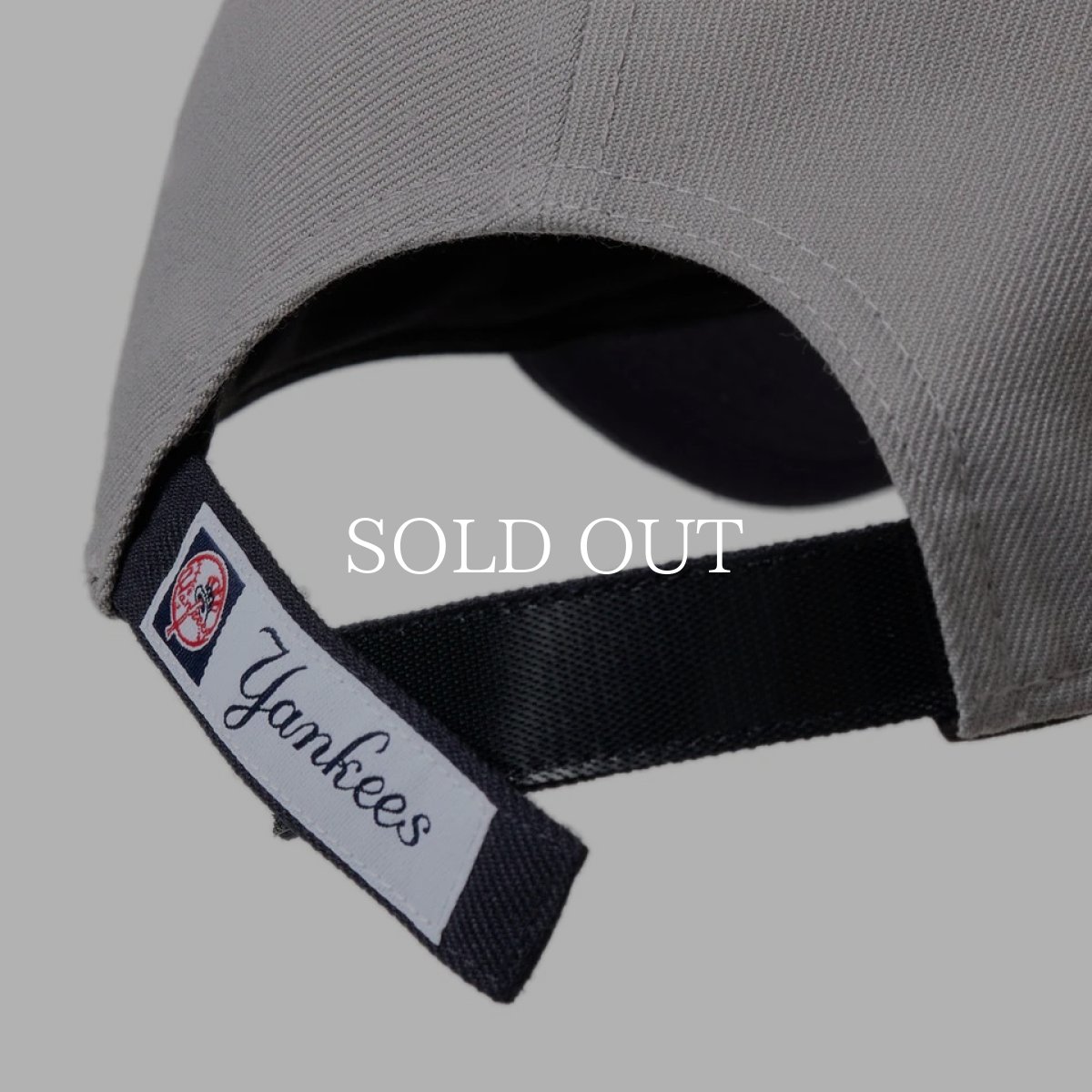 画像7: NEW ERA  9FORTY 2-Tone Woven Label ニューヨーク・ヤンキース グレー ネイビーバイザー (7)