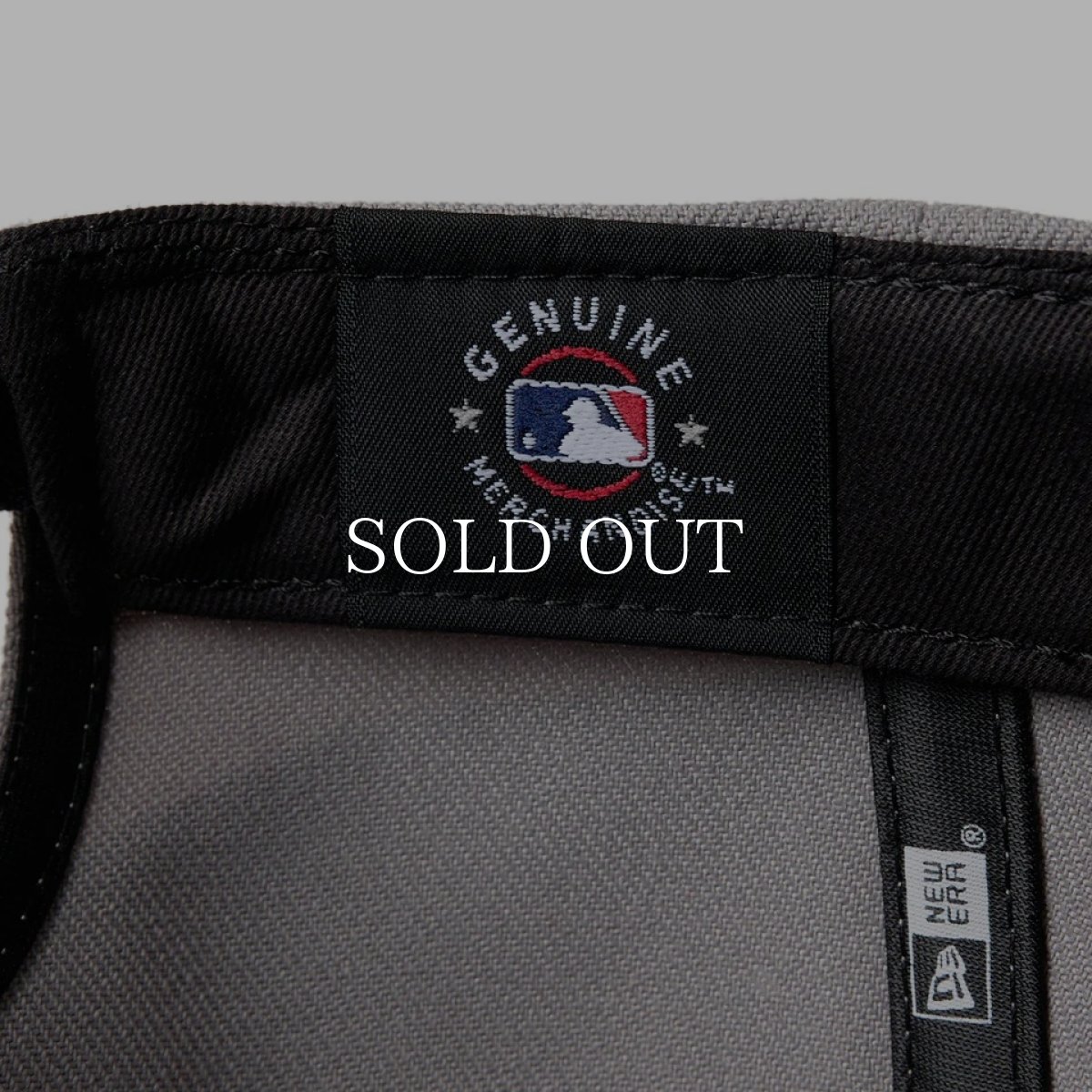 画像8: NEW ERA  9FORTY 2-Tone Woven Label ニューヨーク・ヤンキース グレー ネイビーバイザー (8)