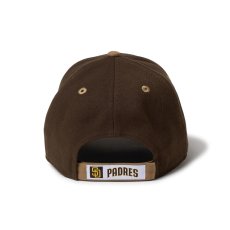 画像2: NEW ERA  9FORTY 2-Tone Woven Label サンディエゴ・パドレス ウォルナット カーキバイザー (2)