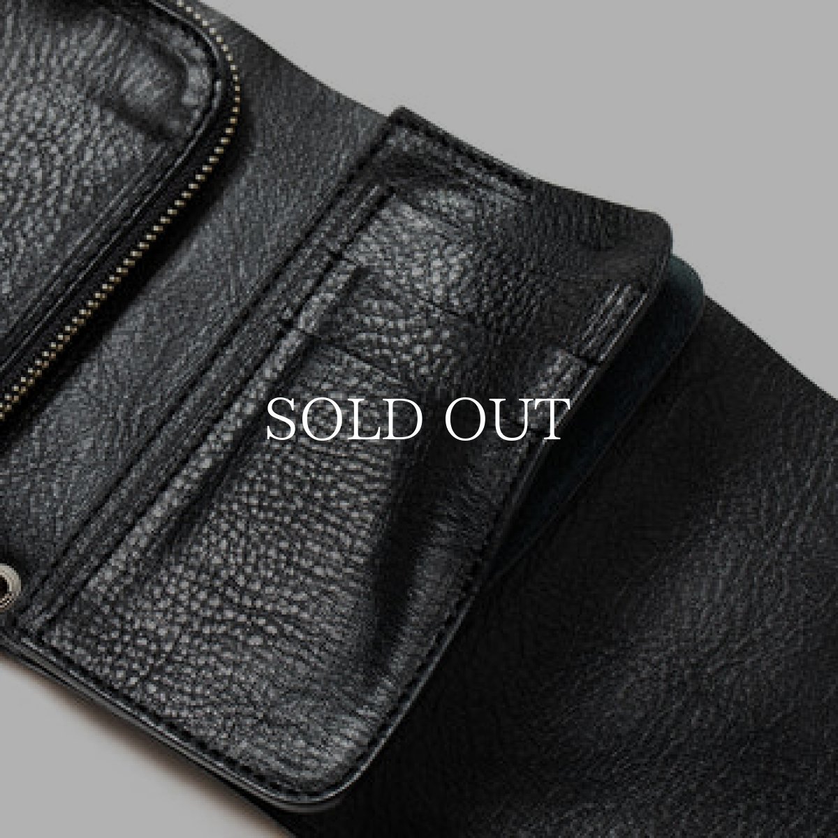 画像8: CALEE  STUDS LEATHER FLAP HALF WALLET (8)