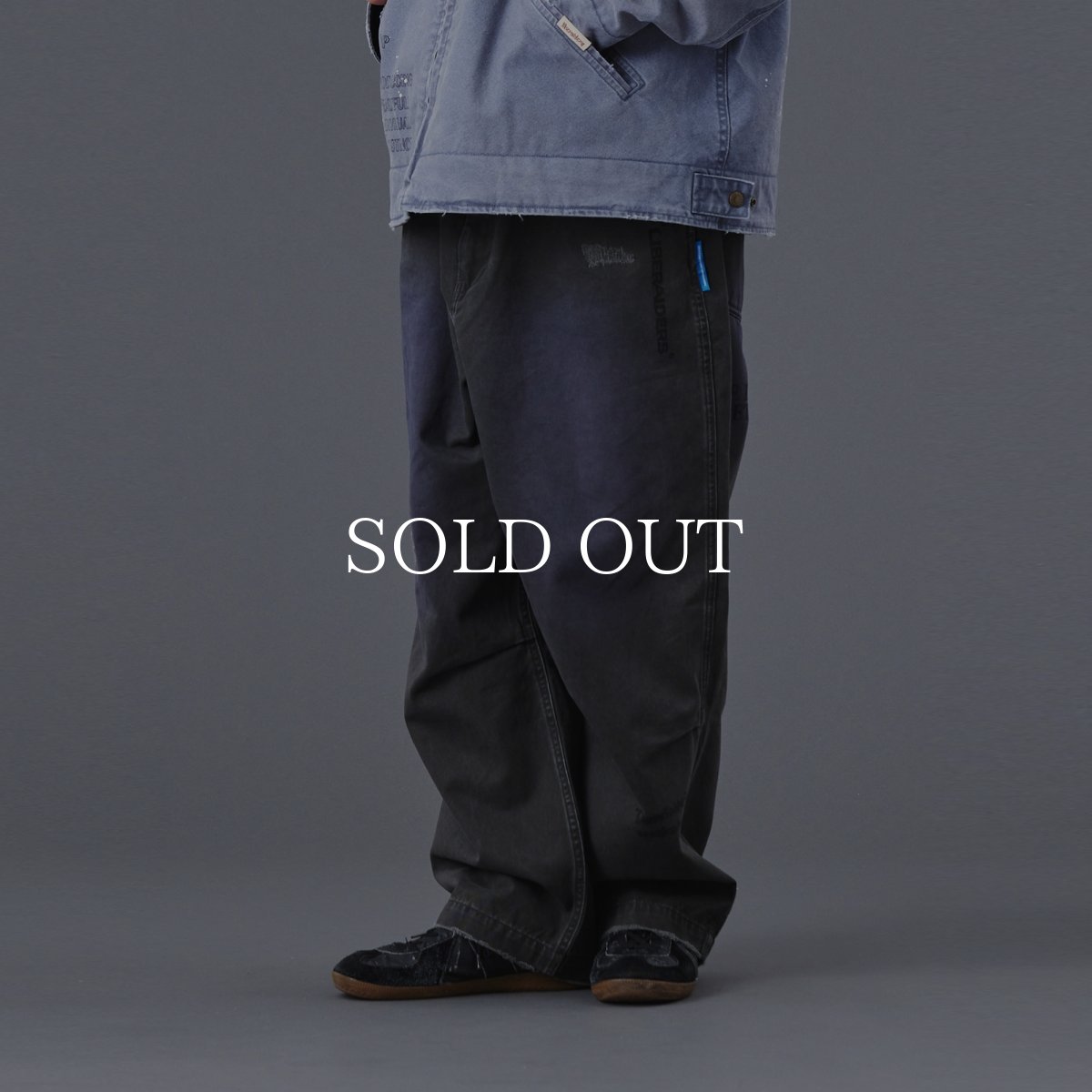 画像24: Liberaiders  HANDWRITING PRINT CHINO SARROUEL PANTS (24)