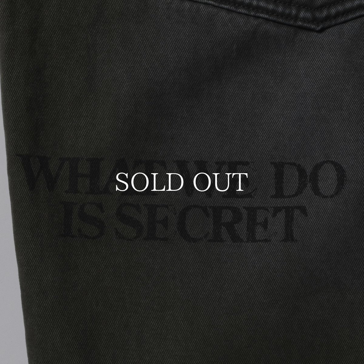 画像17: Liberaiders  HANDWRITING PRINT CHINO SARROUEL PANTS (17)