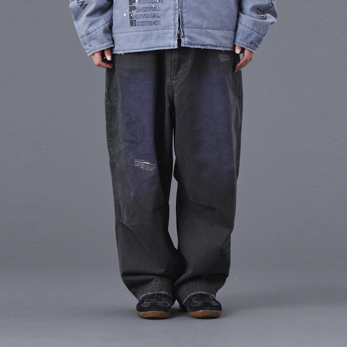 画像22: Liberaiders  HANDWRITING PRINT CHINO SARROUEL PANTS (22)