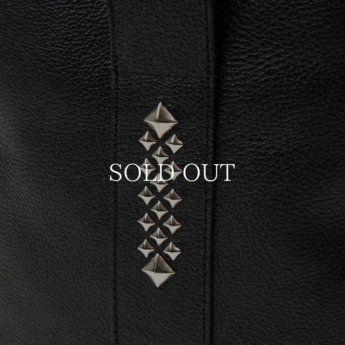 画像7: CALEE  STUDS LEATHER BUCKET BAG (7)