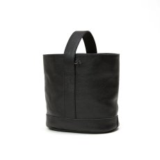 画像4: CALEE  STUDS LEATHER BUCKET BAG (4)
