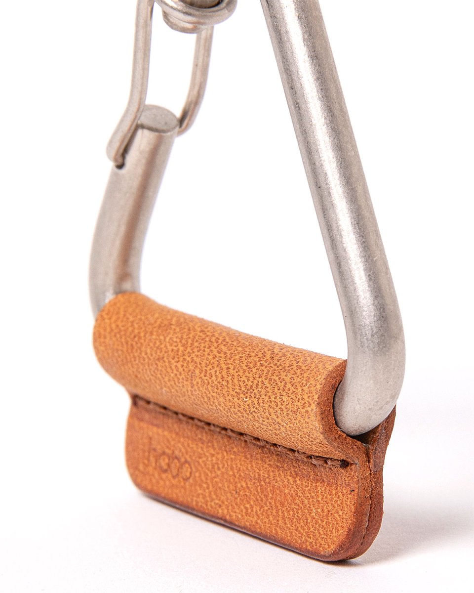画像2: hobo  TRIANGLE KEY RING with HORSE LEATHER (2)