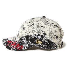 画像2: NEW ERA  9THIRTY TARO OKAMOTO 岡本太郎 バイザー クロームホワイト/ブラック (2)