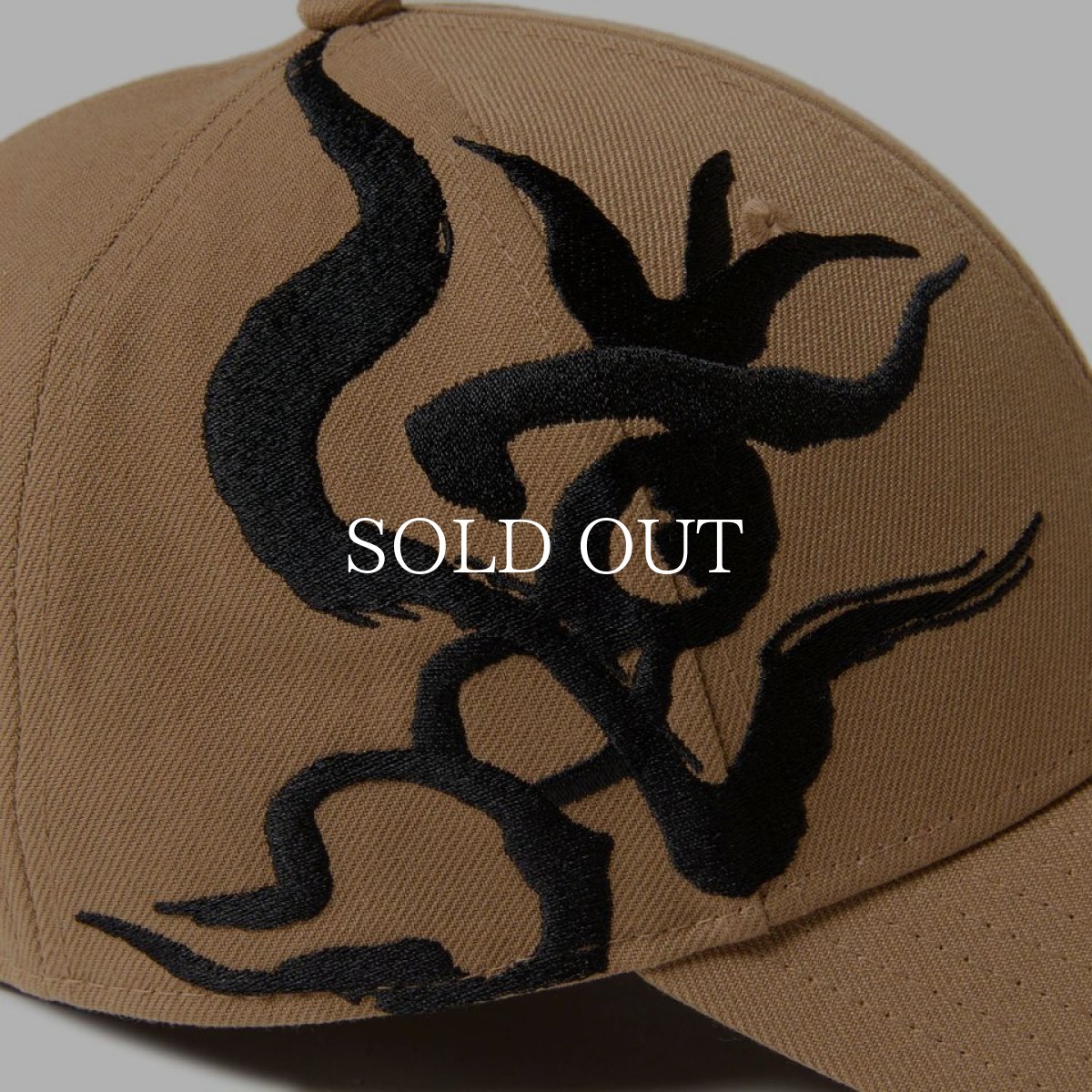 画像6: NEW ERA  9FORTY TARO OKAMOTO 岡本太郎 喜ぶ カーキ (6)