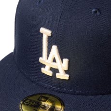 画像4: NEW ERA  59FIFTY Dog Ear ドッグイヤー ロサンゼルス・ドジャース ナイトシフトネイビー (4)