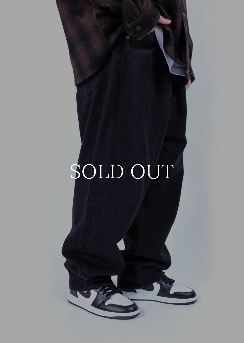 画像10: APPLEBUM  “Selena” Wide Tapered Denim Pants (Black) (10)