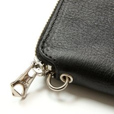 画像8: CALEE  STUDS LEATHER ZIP MULTI WALLET (8)