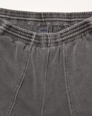 画像4: RADIALL  LAID BACK - STRAIGHT FIT SWEATPANTS (4)