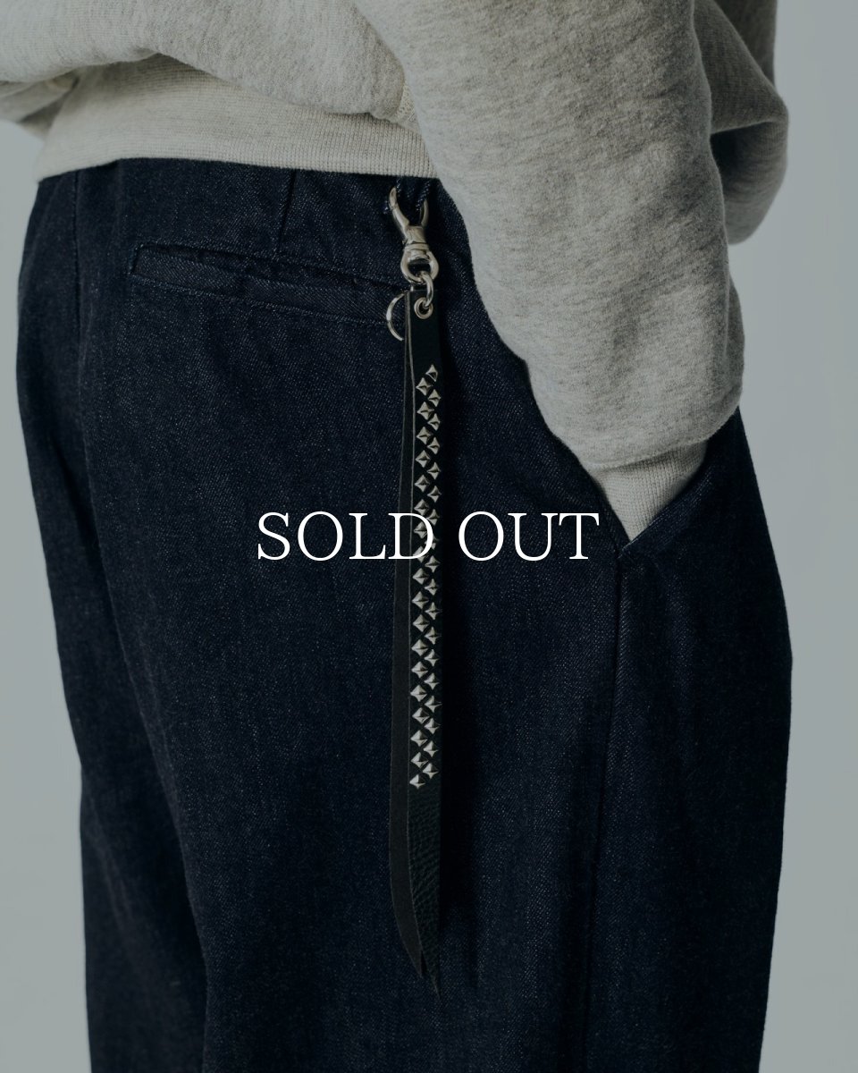 画像2: CALEE  STUDS LEATHER LONG KEY RING (2)