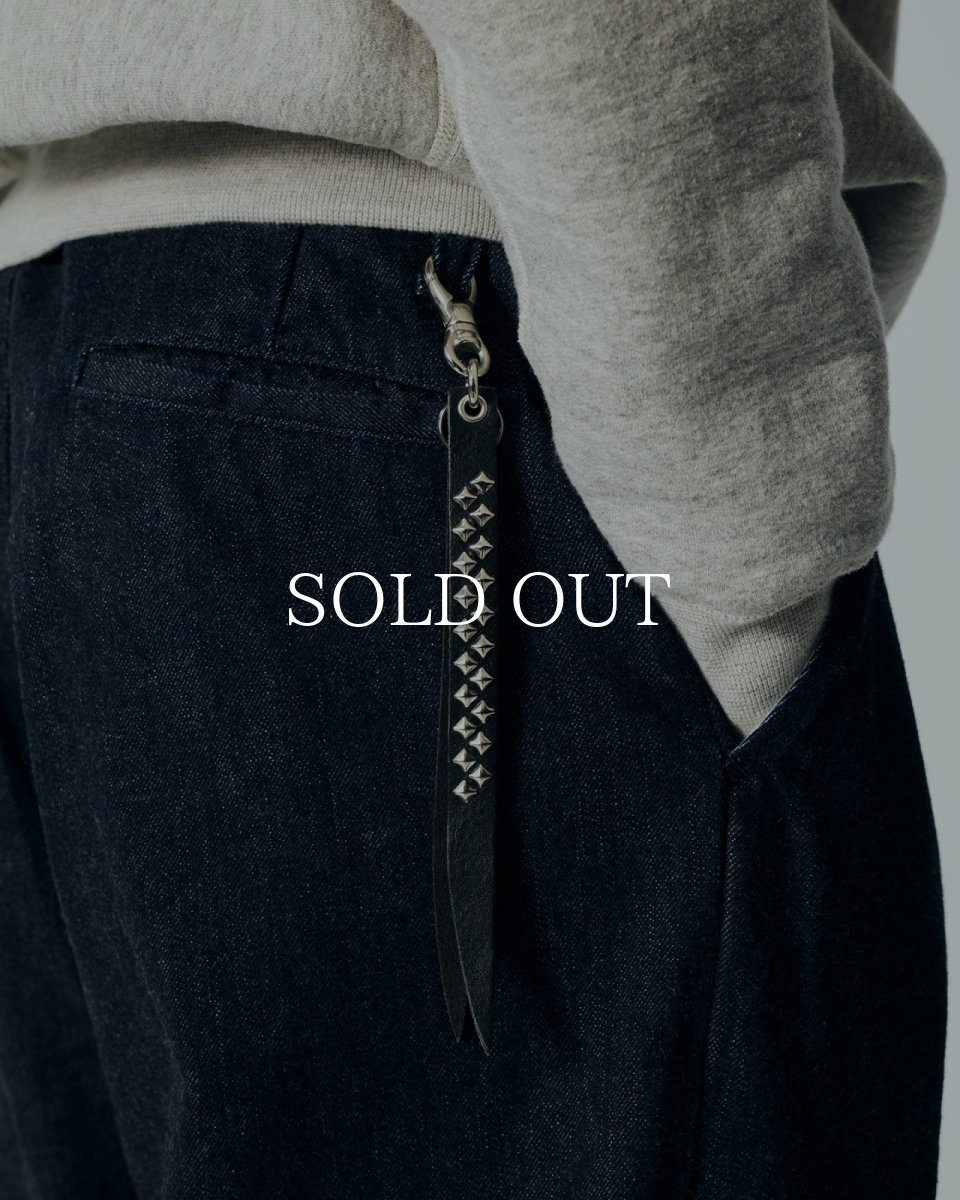 画像2: CALEE  STUDS LEATHER SHORT KEY RING (2)