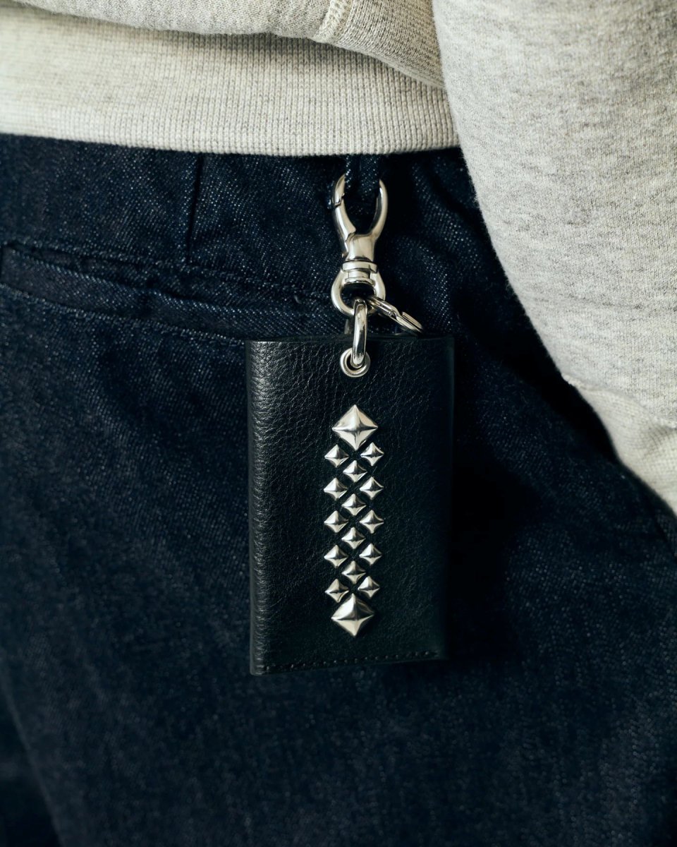 画像3: CALEE  STUDS LEATHER KEY CASE (3)