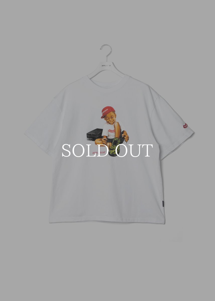 画像1: APPLEBUM  “Brand New Kicks (Pixel Camo)” T-shirt (1)