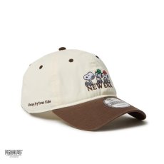 画像1: NEW ERA  9TWENTY PEANUTS ピーナッツ SNOOPY WITH BRO クロームホワイト/ウォルナット (1)