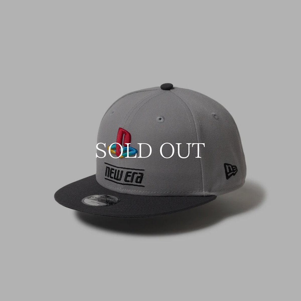 画像1: NEW ERA  キッズ Youth 9FIFTY PlayStation プレイステーション ファミリーマーク ニューエラロゴ グレー (1)