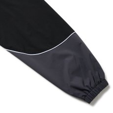 画像10: NEW ERA  オーバーサイズド パイピング トラックジャケット PlayStation プレイステーション ブラック | パフォーマンスアパレル (10)