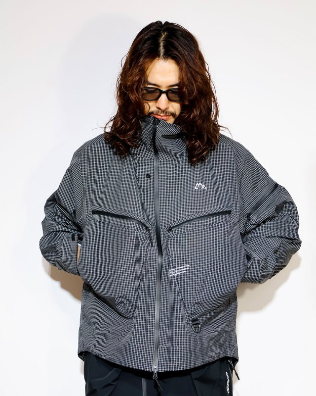 CMF OUTDOOR GARMENT WEIRD SHELL COEXIST CMF2601-J03 公式通販