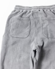 画像8: ANACHRONORM  PIGMENT DYED TUCK WIDE SWEAT PANTS (8)