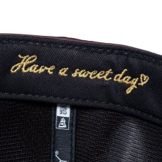 画像3: NEW ERA  59FIFTY Valentine's Day サテン ニューヨーク・ヤンキース ダークブラウン (3)