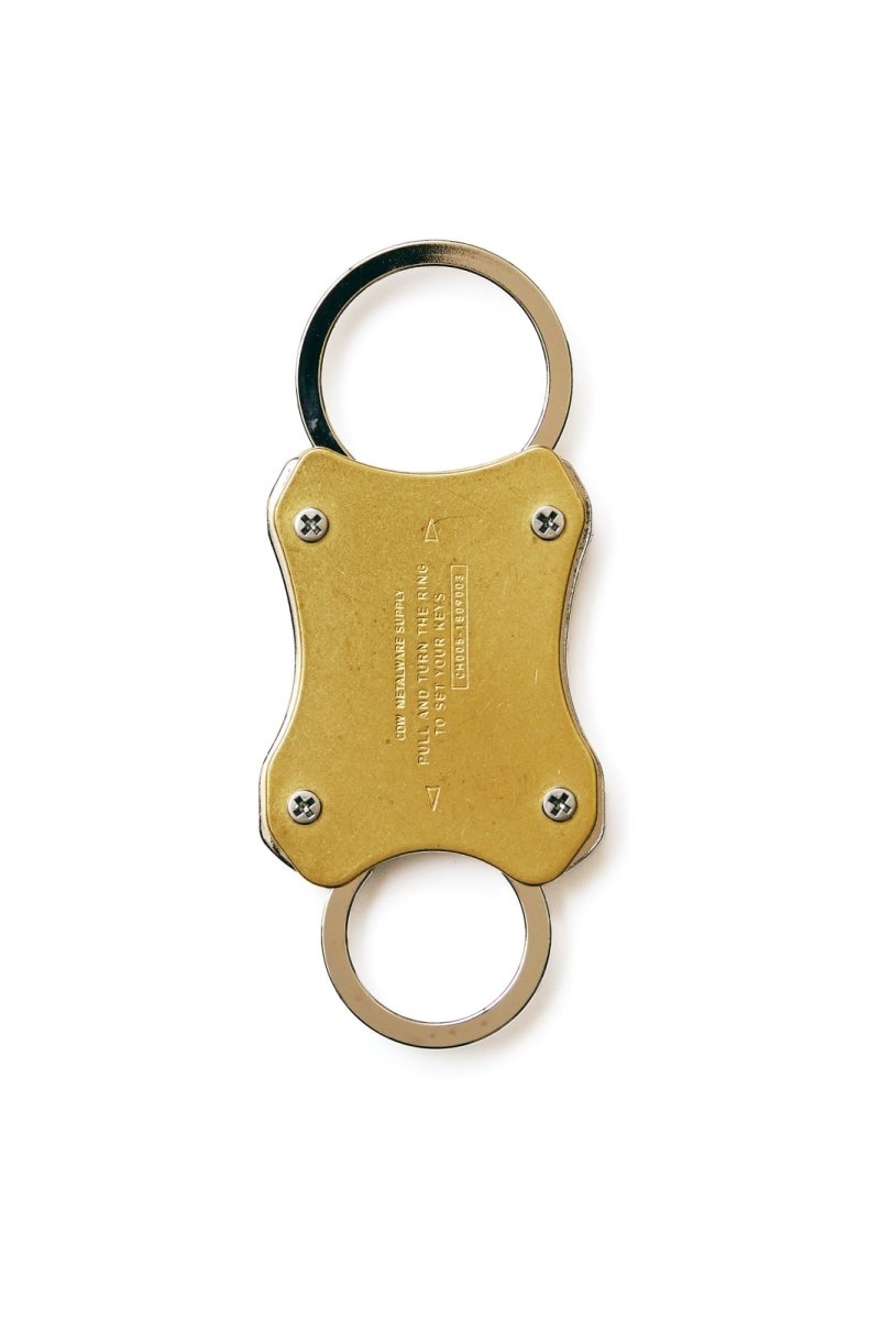 画像1: DELUXE  DELUXE x TB CHECKER PLATE CARABINER (1)