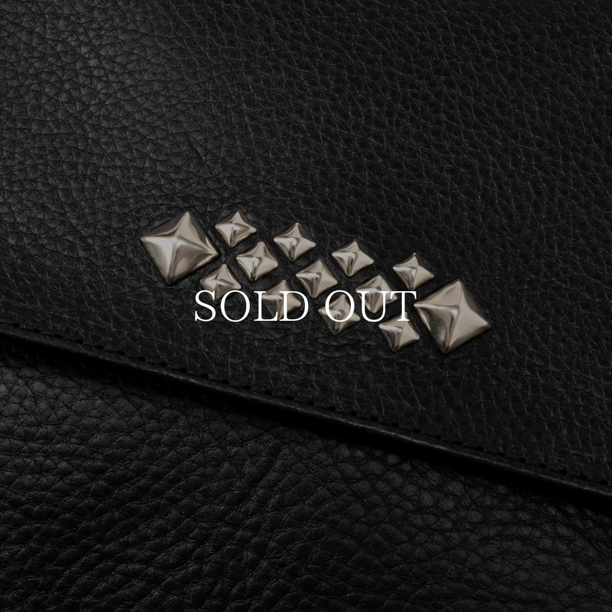 画像4: CALEE  STUDS LEATHER SHOULDER POUCH BAG (4)