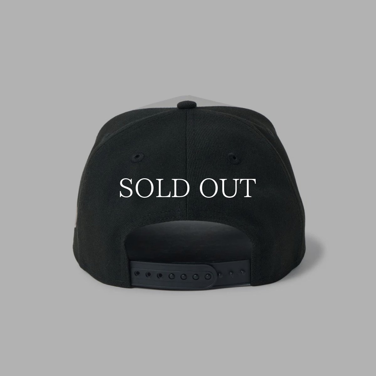 画像6: NEW ERA  9FORTY A-Frame MLB パール バッジ Pearl Badge ニューヨーク・ヤンキース ブラック/クロームホワイト (6)