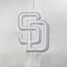 画像5: NEW ERA  9TWENTY White Day サンディエゴ・パドレス クローム (5)